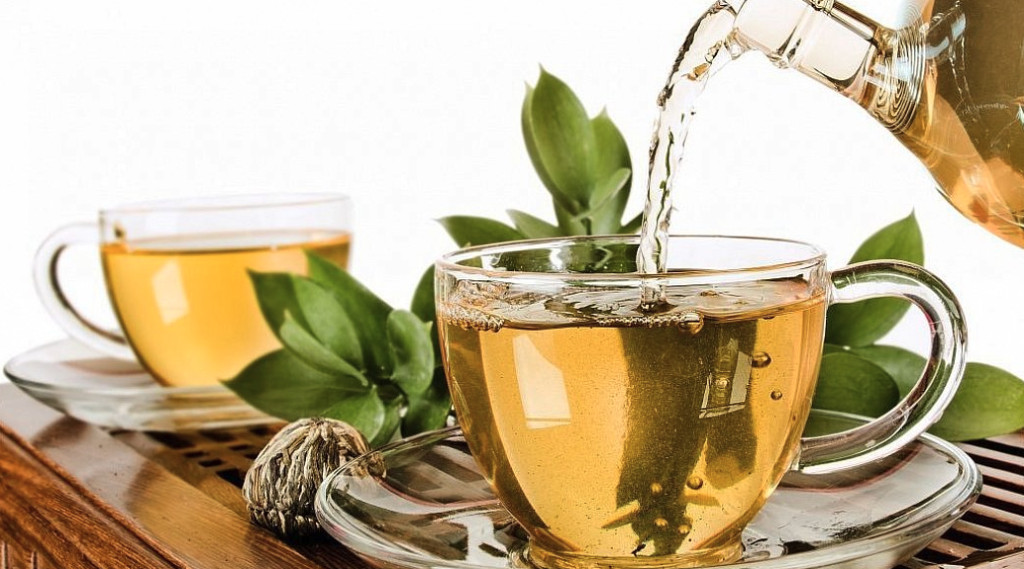 Différence entre le thé vert et le thé rouge - Saveur-thé.fr votre Boutique  de vente en ligne de thé